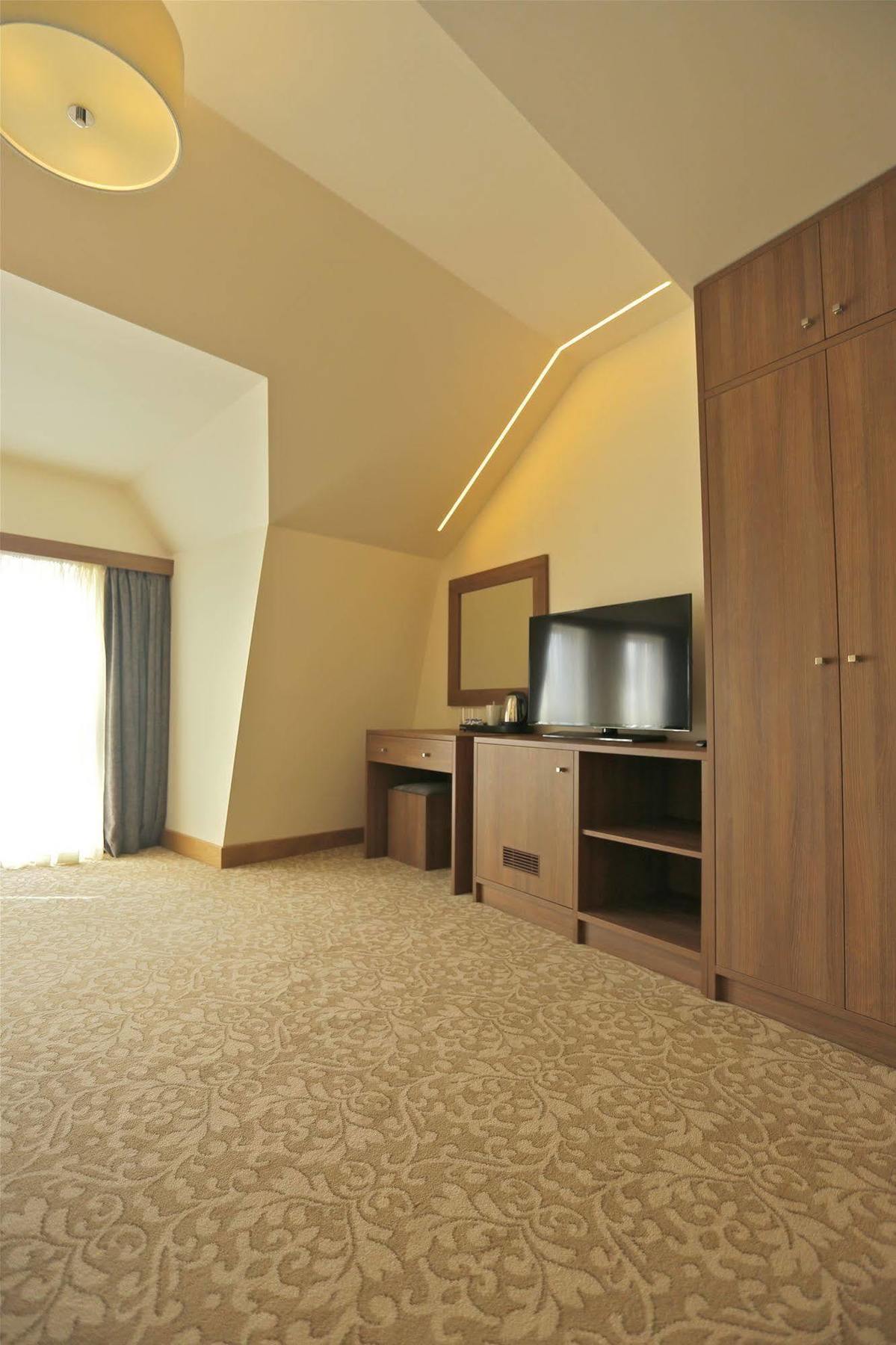 London Kings Hotel Dış mekan fotoğraf